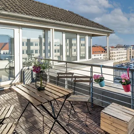 Stylisches Penthouse Zentral Balkon 75m2 Nflx * Ганновер