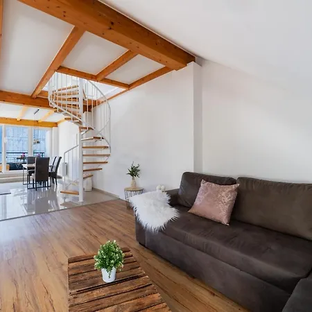 Апартаменты Stylisches Penthouse Zentral Balkon 75m2 Nflx Ганновер