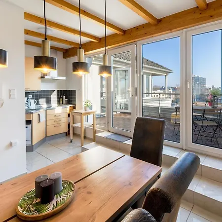 Апартаменты Stylisches Penthouse Zentral Balkon 75m2 Nflx *