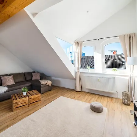 Апартаменты Stylisches Penthouse Zentral Balkon 75m2 Nflx